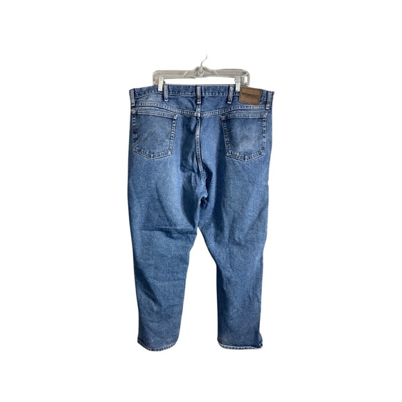 Wrangler Men Rugged work jeans, relaxed fit. Size  42/29 style 35001Al - Picture 2 of 7